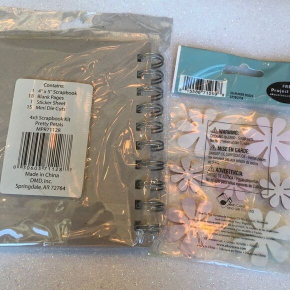 FUN TIMES Mini Scrapbook Kit only! - Picture 2 of 5